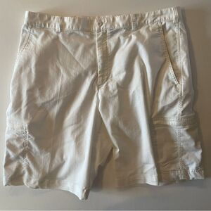 Nike‎ Golf Shorts Mens 38 White Ivory Dri Fit Performance Activewear Golf Shorts